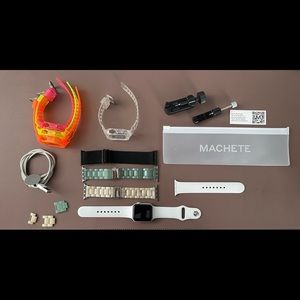 Apple Watch Series 6 GPS + Cellular 40 MM With Accessories & Machete Wristbands